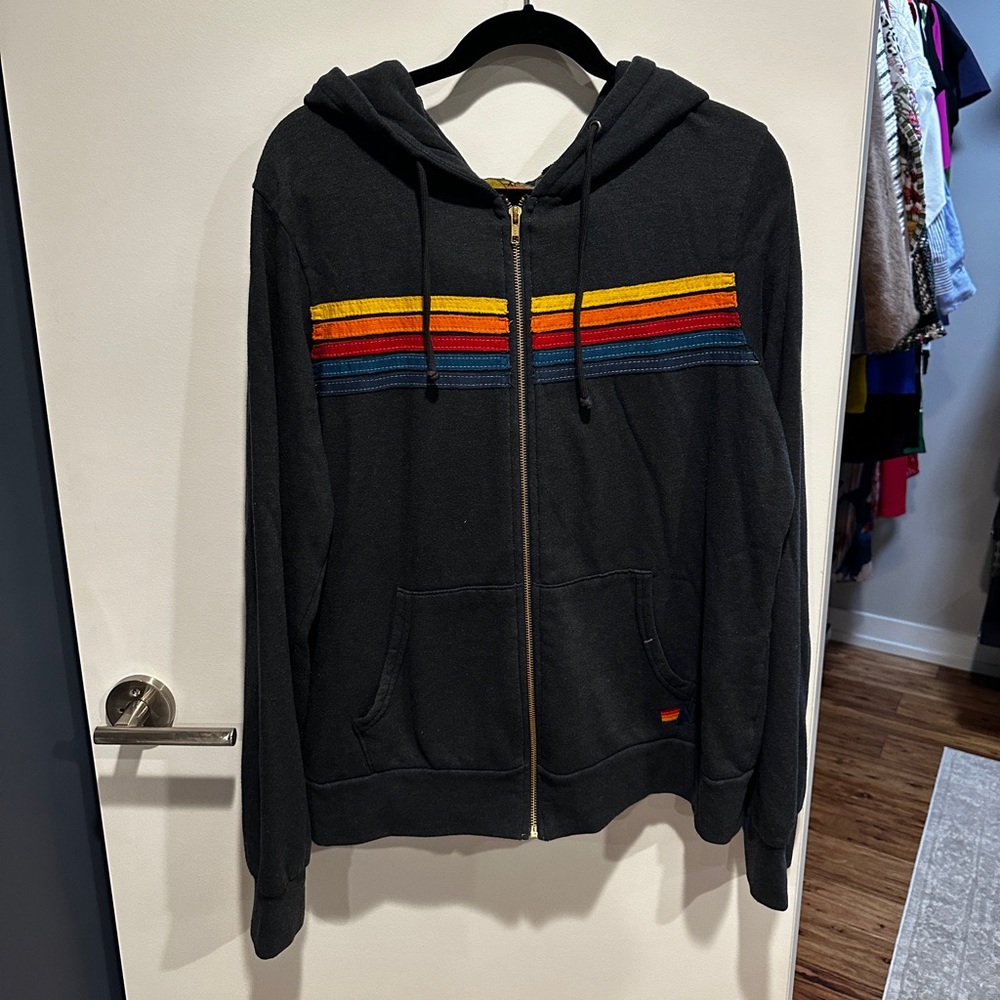 Aviator Nation
5 Stripe Hoodie
Charcoal 
Unisex